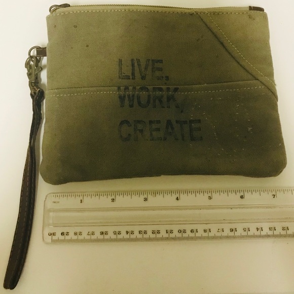 Mona B Handbags - NWOT Mona B Upcycled Vintage Canvas Wristlet.